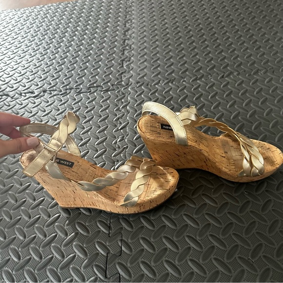 Nine West Cork Wedge Golden Strappy Sandals - Picture 3 of 6